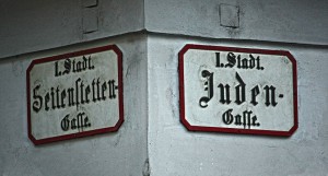 Schilder im Bermudadreiek, Wien